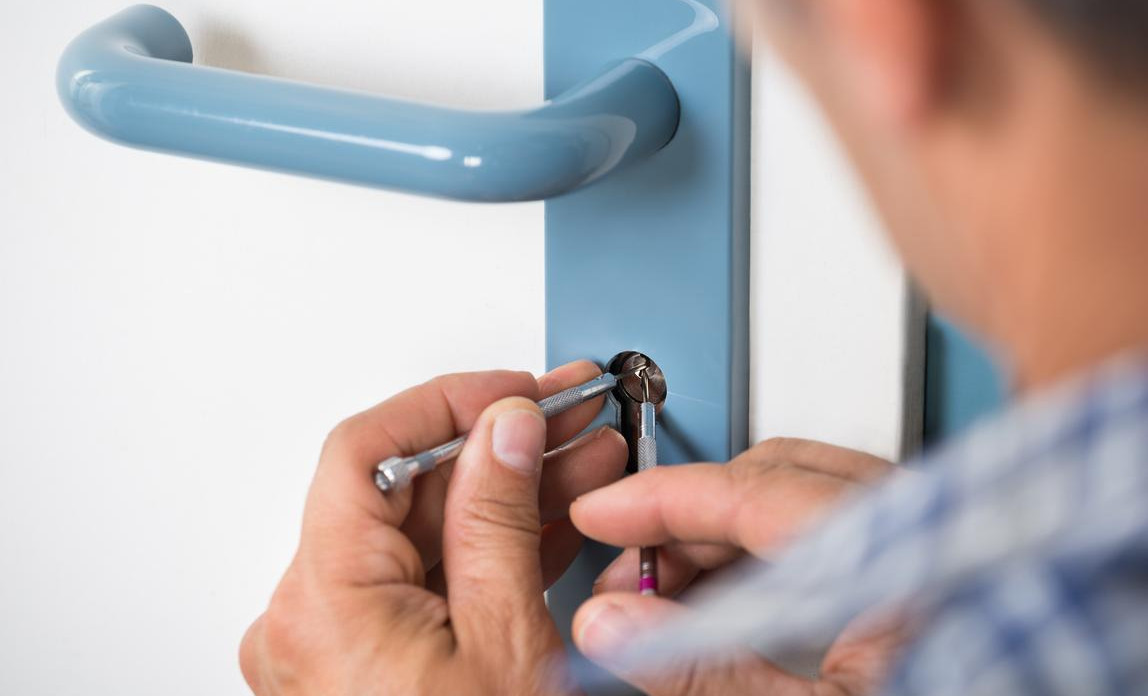 Do You Need a License to Be a Locksmith in the UK?